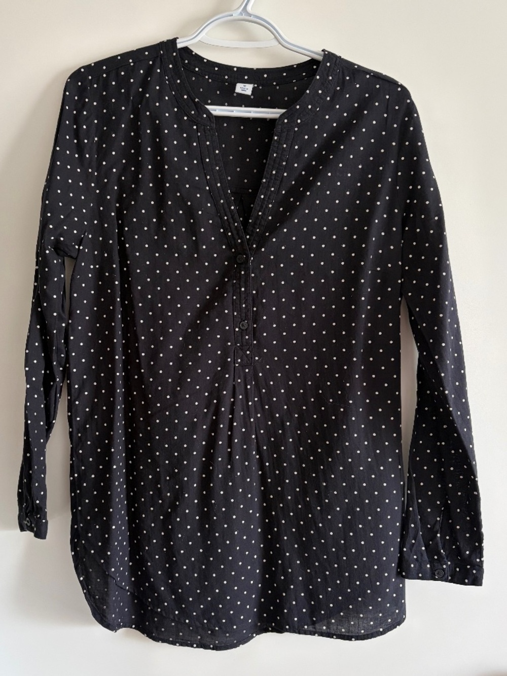 EUC Old Navy Women’s Split-Neck Polka-Dot Tunic Long-Sleeved Shirt Size Medium